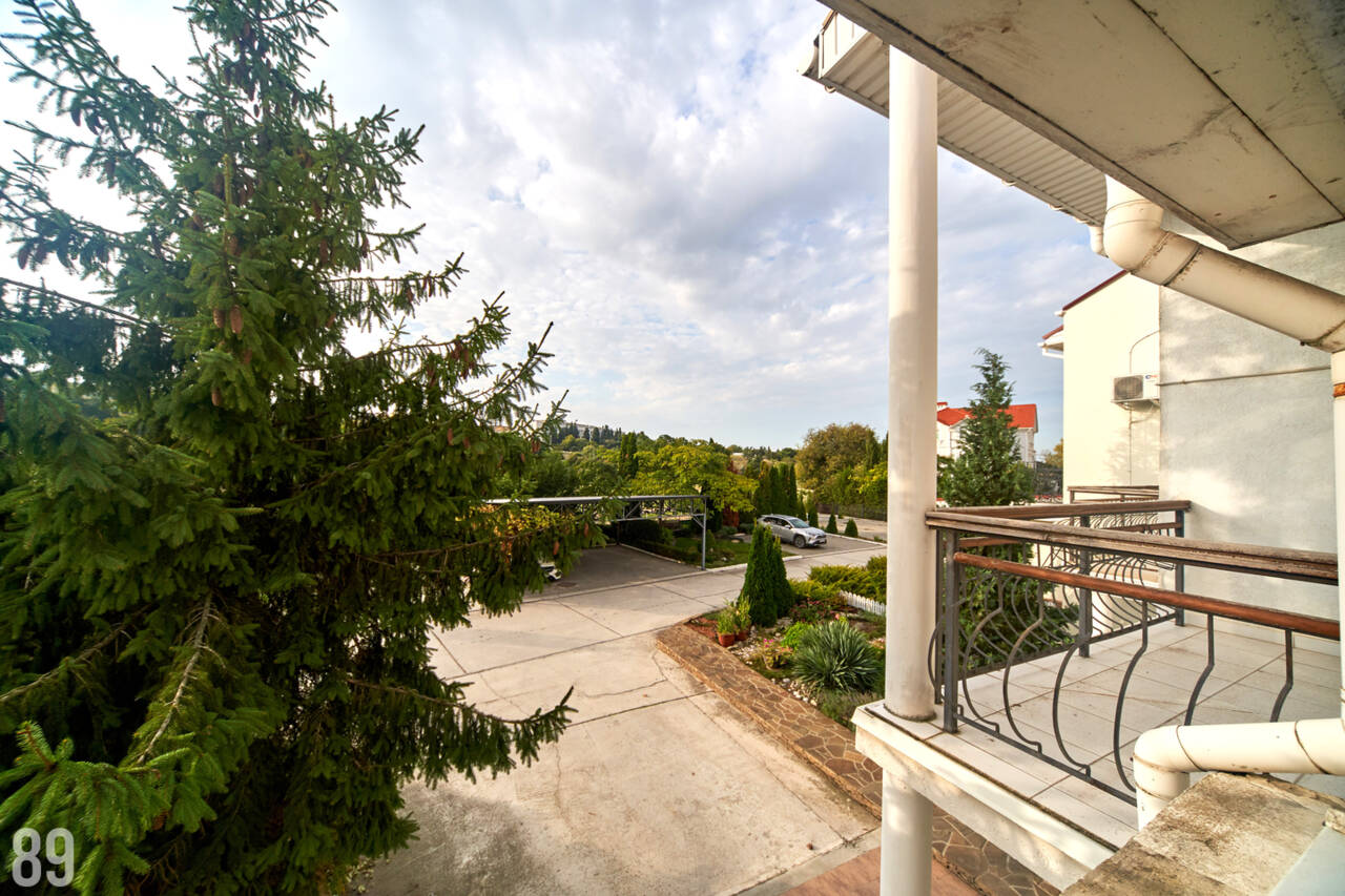Дом на продажу в Севастополе, улица Ефремова, 17Б фото №2
